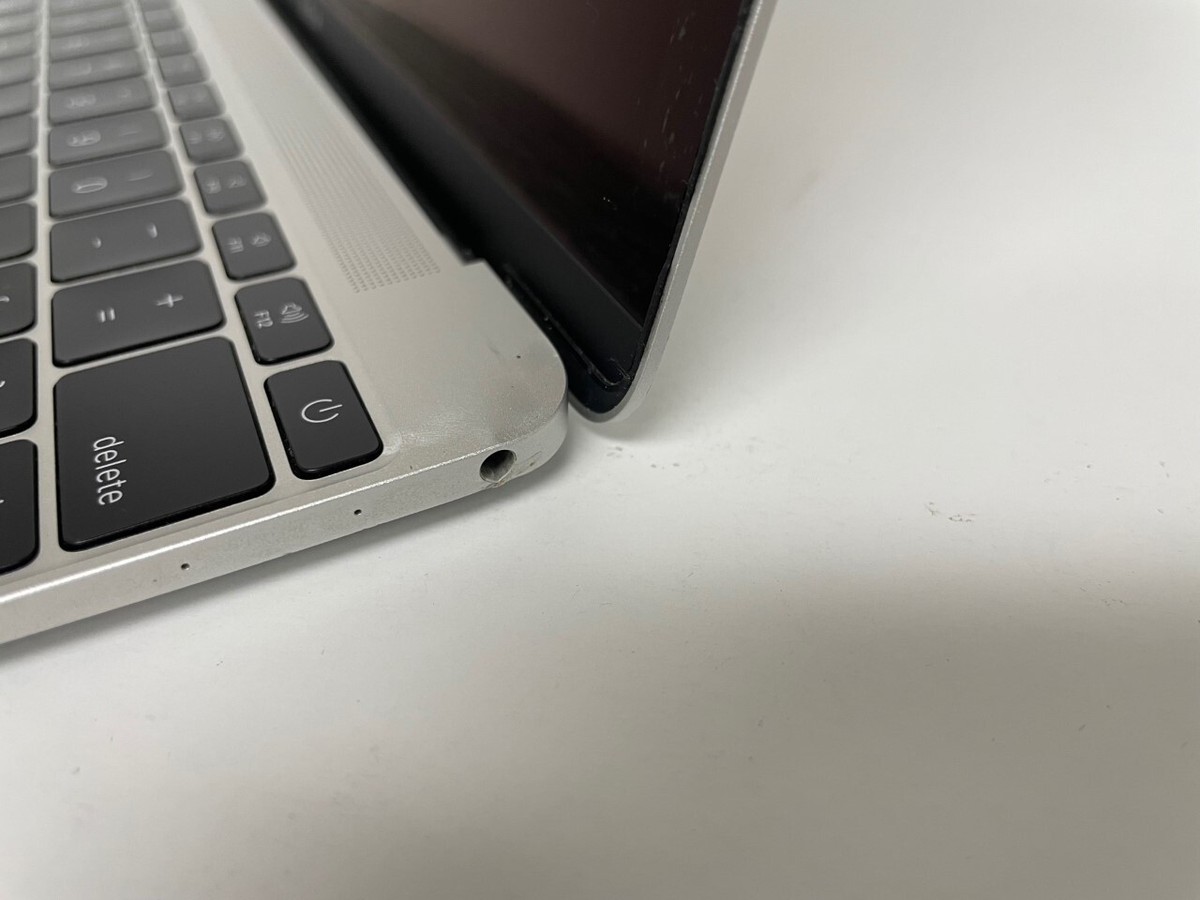 Apple MacBook 12 in 2015 Silver/Intel Core M 1.1 GHz, 256 GB