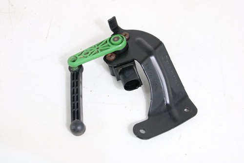 VW Golf VII 7 Niveausensor Leuchtweitenregulierung 5Q0907503 Halter hi II Skoda