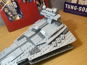 LEGO Star Wars: Midi-Scale Imperial Star Destroyer (8099) 99% Complete W/ Manual