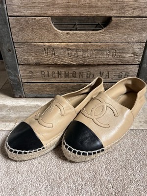 CHANEL women's cap toe espadrilles flats shoes nude / black 39 / US 9