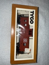 Tyco Caboose 40 ft -Santa Fe HO Scale 328J 350