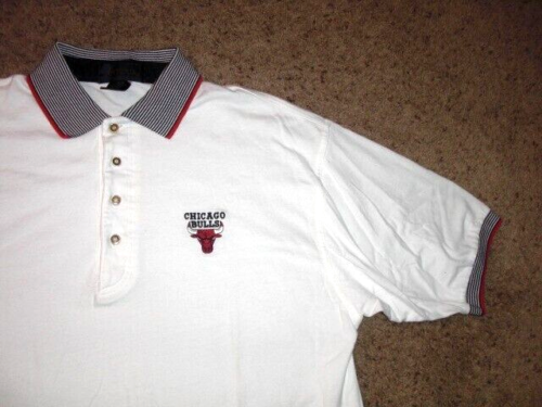Vintage 90s CHICAGO BULLS embroidered Antigua short sleeve polo shirt Medium - Picture 1 of 3