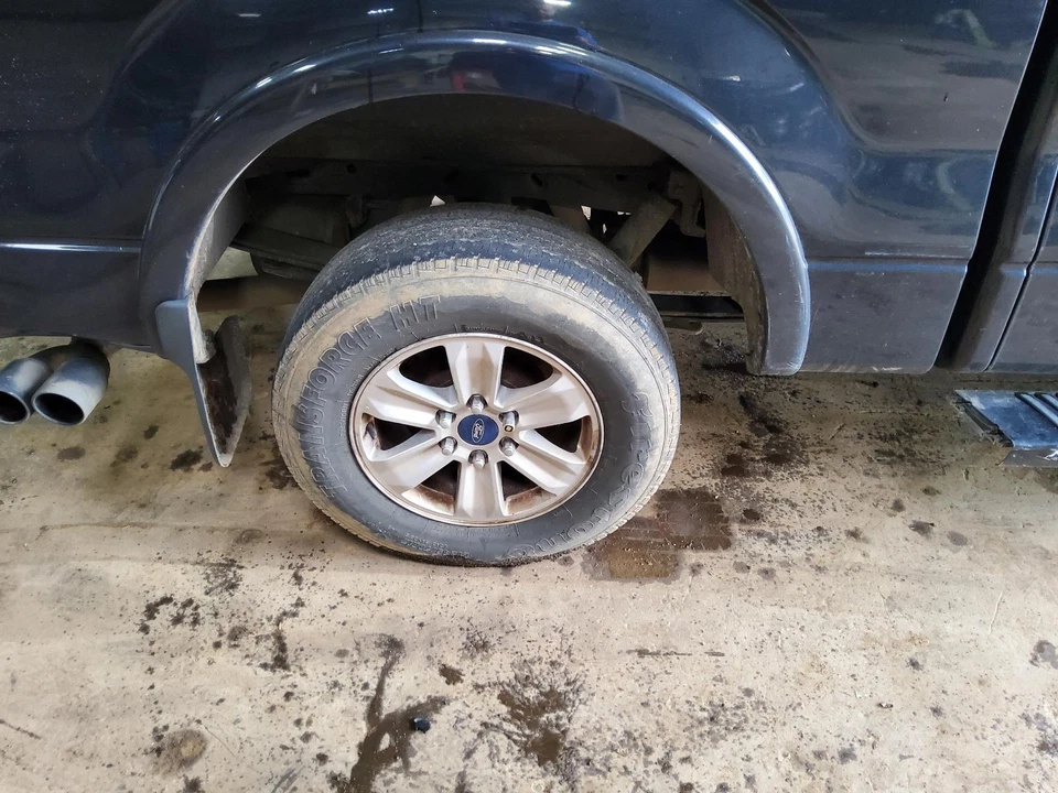 Conjunto de luz trasera derecha usado se adapta a: Ford F150 2010 camioneta Styleside Sterling gr Foto 4 de 4