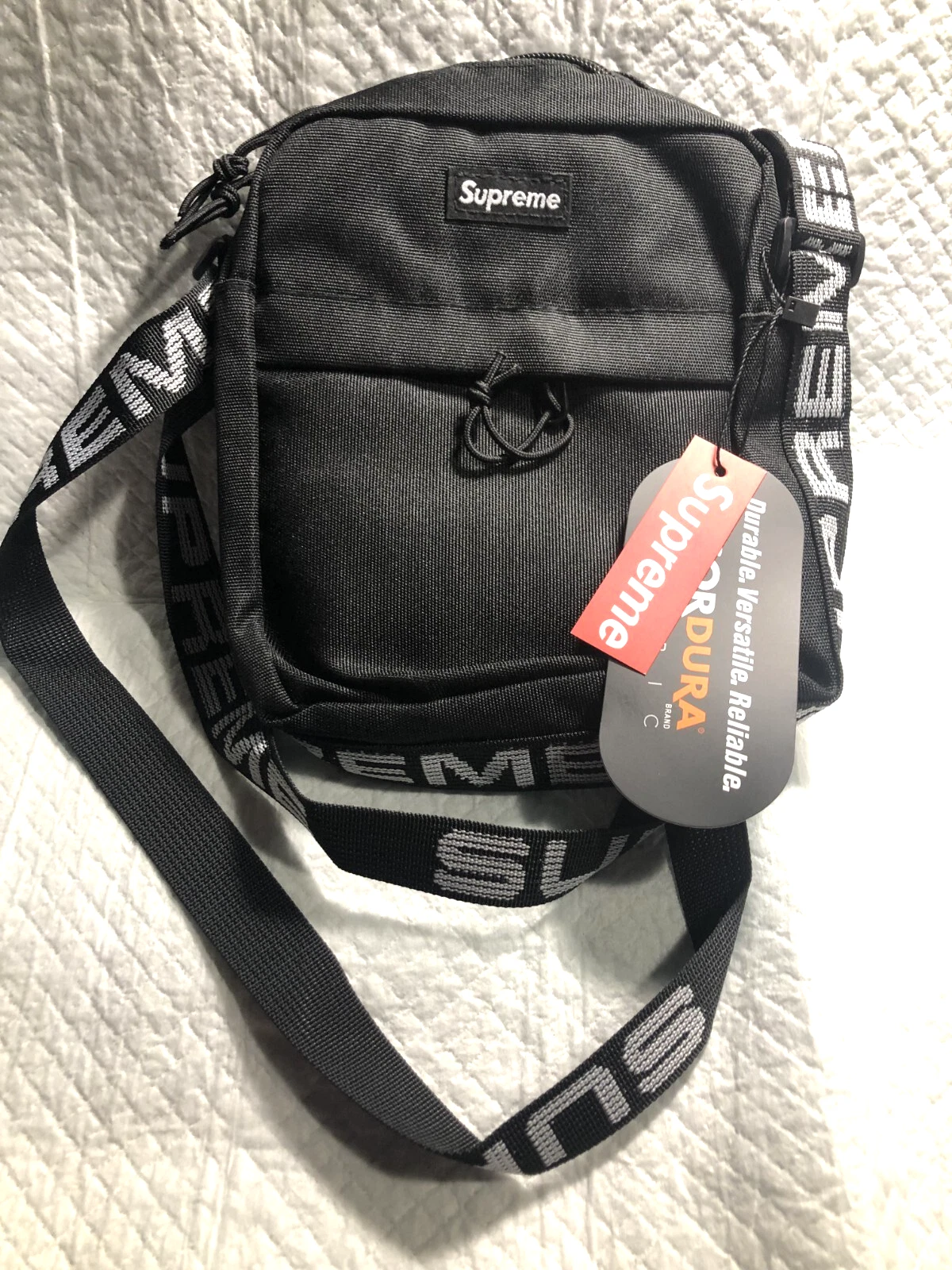 Sac à bandoulière Supreme Cordura (SS18) noir deux poches zippées