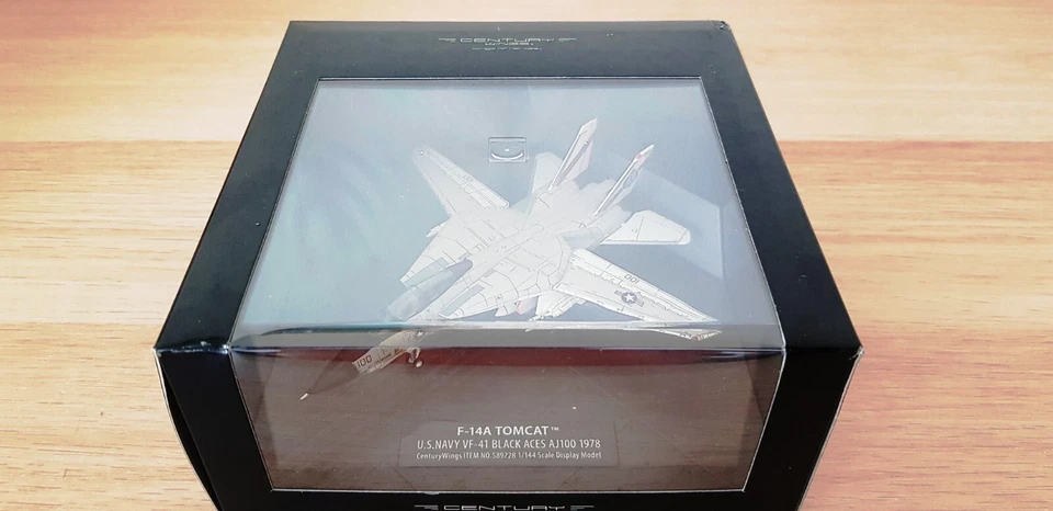 Century Wings 1/144 CW589728 Grumman F-14A Tomcat USN VF-41 Black Aces - Image 4 of 4