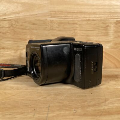 デジタル一眼 RICOH MIRAI 105 Ricoh Mirai 105 - Camera-wiki.org - The free camera encyclopedia