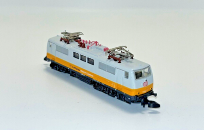 Z Scale Marklin 8155 Electric Locomotive Passenger Lufthansa