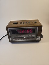 GE General Electric AM FM Radio Alarm Clock Model 7-4601A TESTED