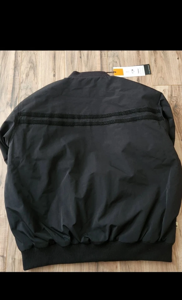 TimberlandLUNAR NEW YEAR BADGE - Bomber Jacket Rare M - Image 3 of 4
