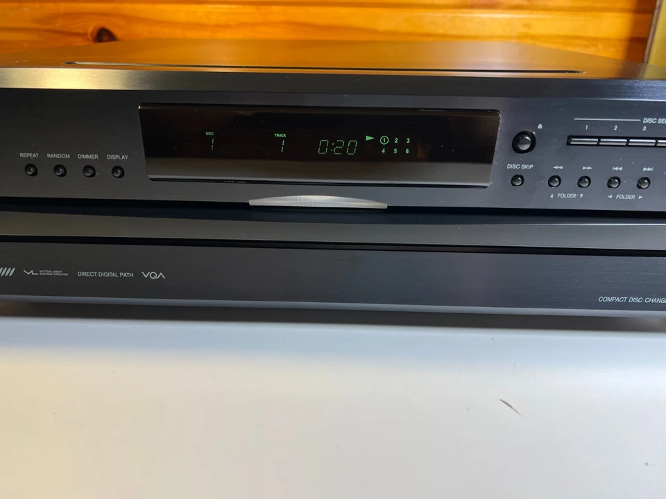Onkyo DX-C390 Six 6 Disc CD Changer Digital Optical TosLink Coax Out Audiophile - Image 3 of 4