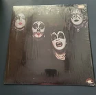 ORIGINAL Vtg KISS 1st Album SELF TITLED Record 1974 PRESSING Lp VINYL is NR MINT