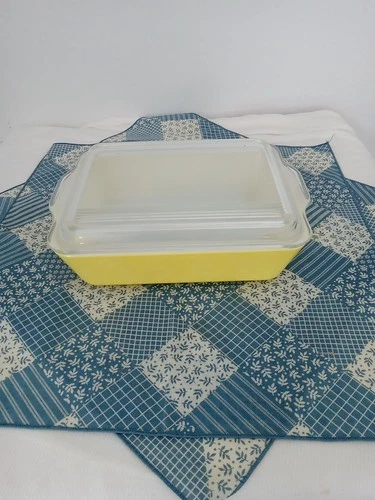 Vintage Pyrex Primary Colors Yellow Refrigerator Dish With Lid