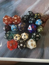 Magic The Gathering Set Dice Lot Of 19 D20 Spindown Dice Mint