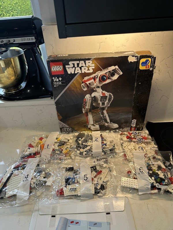 LEGO BD-1 Star Wars Fallen Order Set 75335 Brand New Never Built