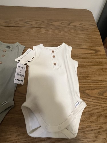 NWT 0-3 Months Gerber Modern Moments 2pk Bodysuit Onesies Green & White - Picture 4 of 22