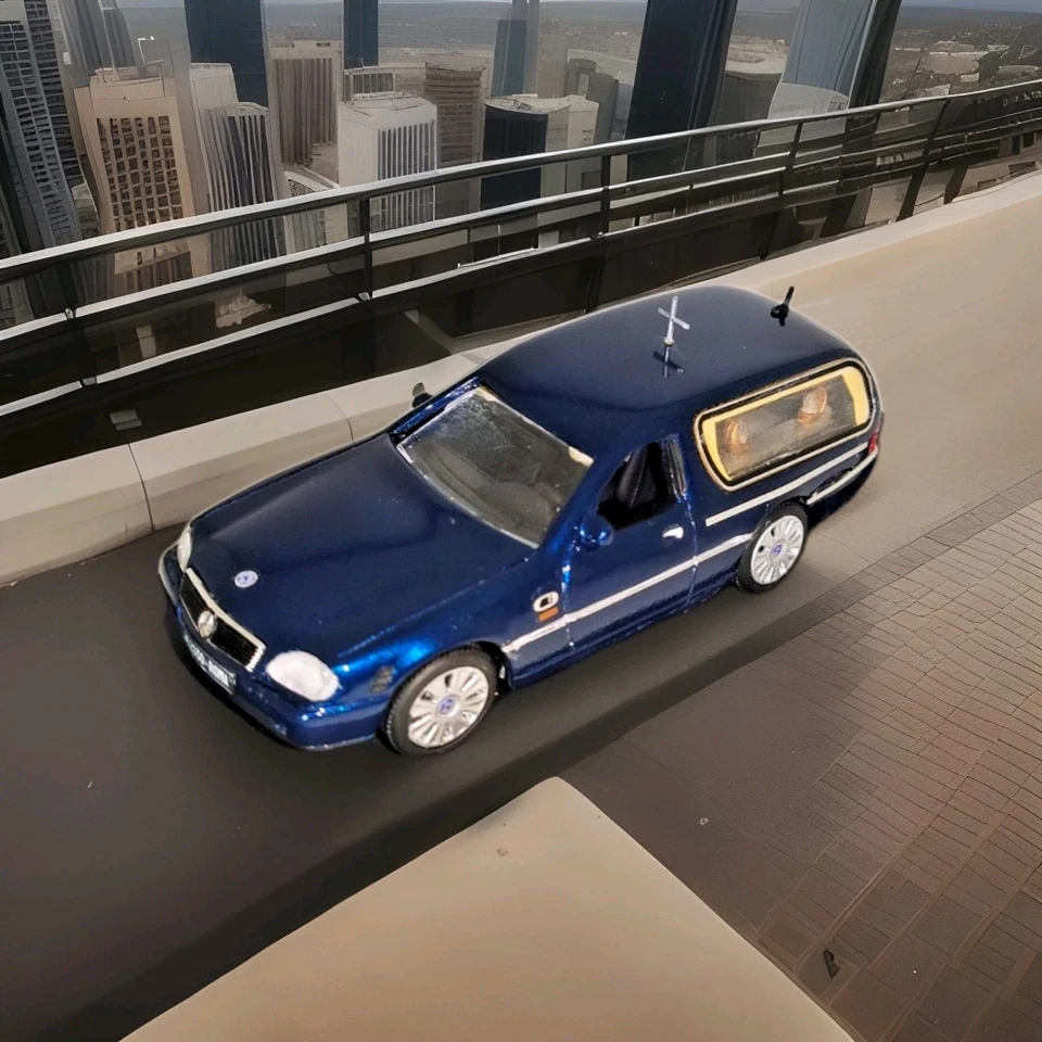 mercedes 300 Td Carro Funebre  1/43 artigianale - Immagine 2 di 4