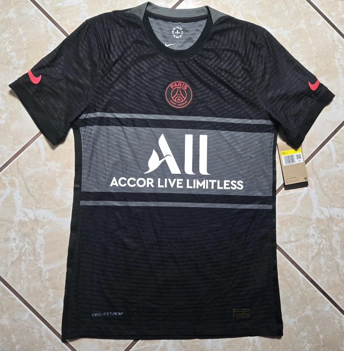 Preços baixos em Nike Paris Saint-Germain Camisas de futebol da
