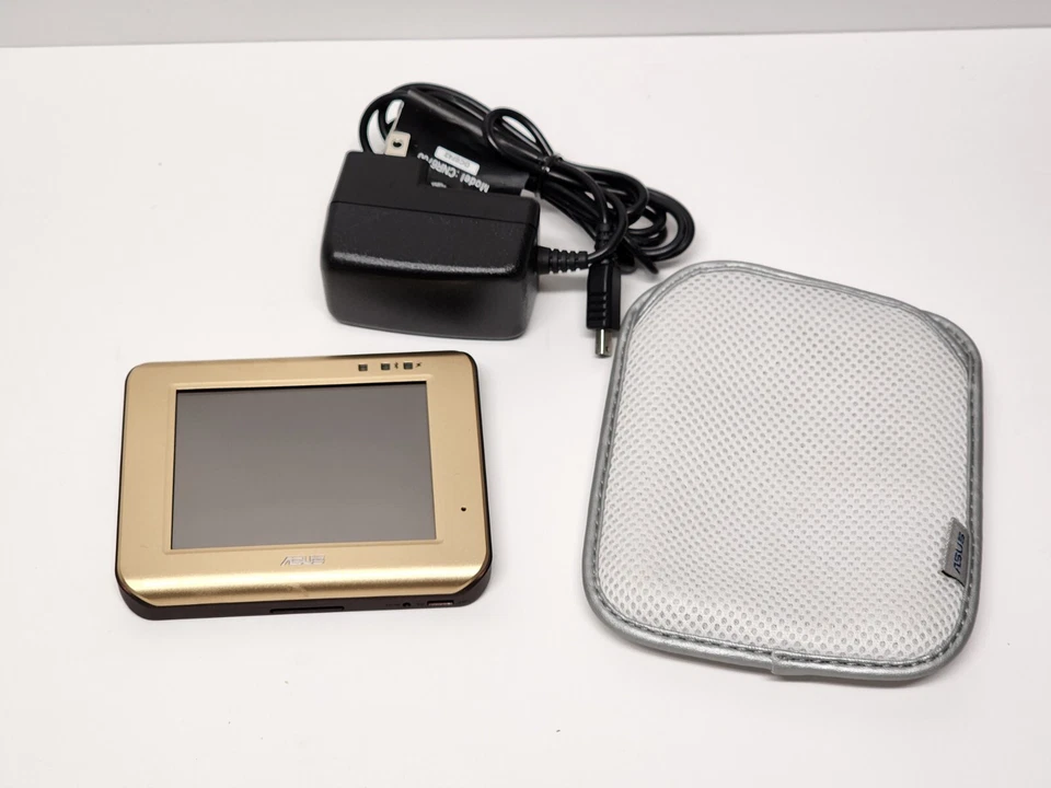 Retro ASUS OEM R300 3.5" Bluetooth Portable GPS Navigator - Gold 90WG-S04400002T - Image 2 of 4