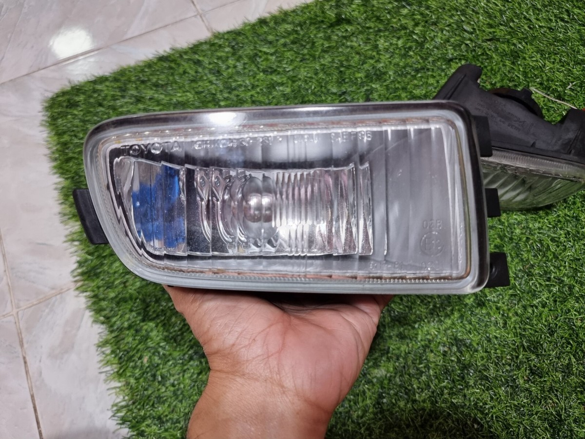 トヨタJZS161 アリスト 純正 フォグランプ ICHIKOH 30-231 JDM Toyota Aristo JZS161 Front Bumper Fog Light Lamp ICHIKOH 30