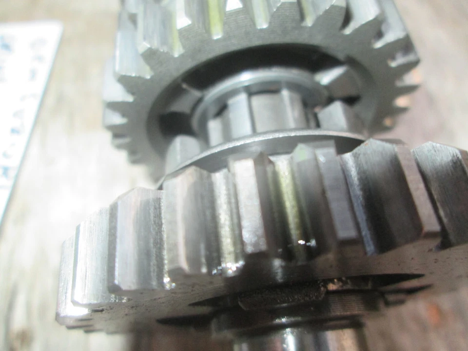 ÁRBOL DE TRANSMISIÓN SUZUKI TS / DS100 125 SALIDA 24131-48000 24131-48701 CON TODAS LAS MARCHAS Foto 3 de 4