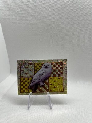 HARRY POTTER & THE PHILOSOPHER'S STONE HOLO FOIL STICKER #197 HEDWIG PANINI 2001