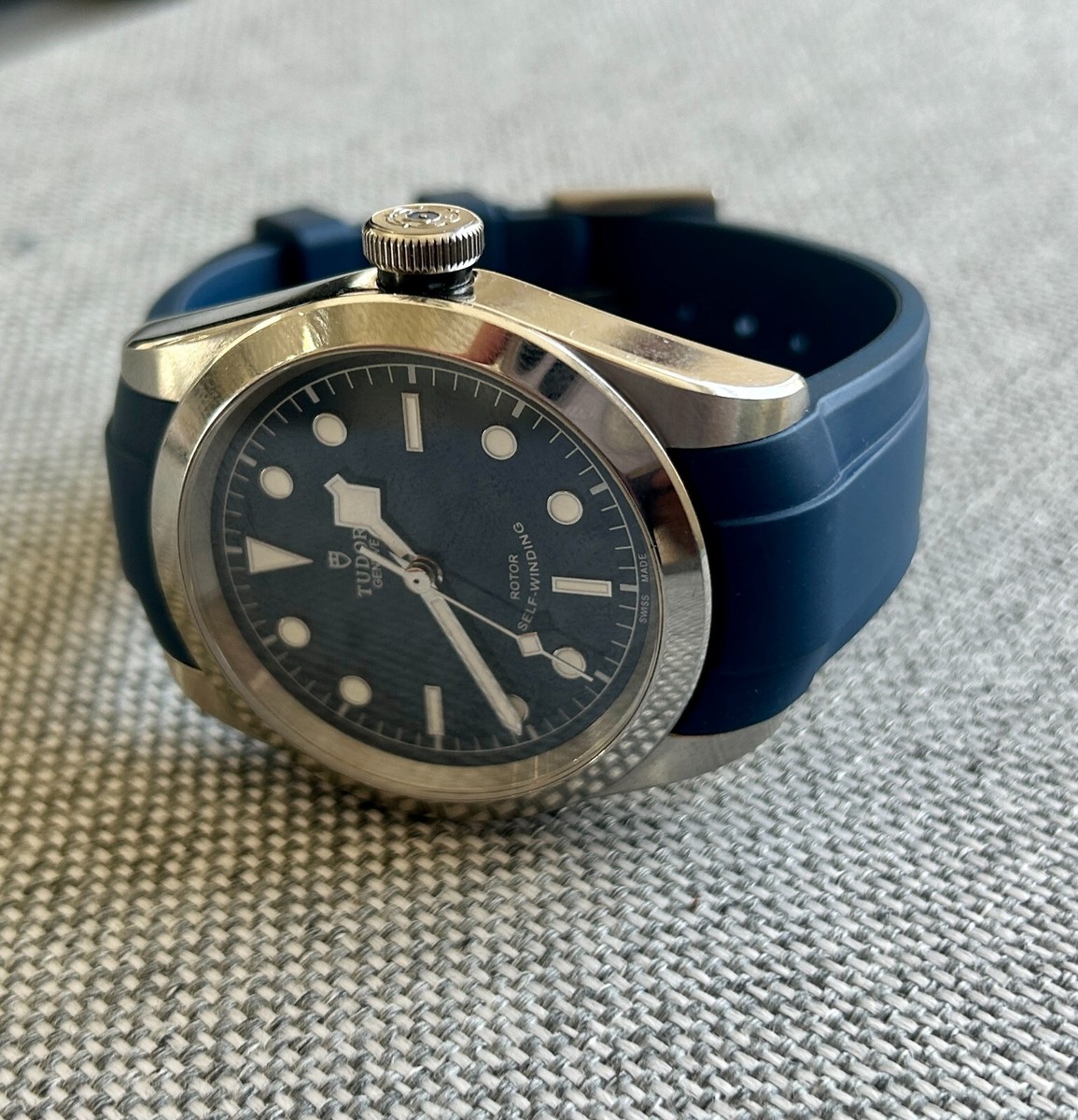 TUDOR 社外交換補修用ジェネリックブレス ラグ幅22mm TUDOR 社外