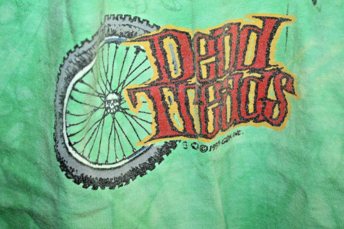 1995 GDM Dead Treads The Grateful Dead T-Shirt X-Large Green 1995 GDM Dead Treads The Grateful Dead T-Shirt X-Large Green