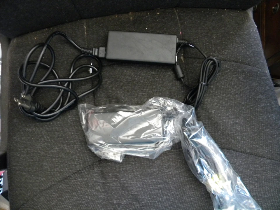 Адаптер переменного тока Delta ADP-90AB 19 В 4,74 А 90 Вт Compaq HP Dell IBM ноутбуки Visio E320VP - Изображение 3 из 3