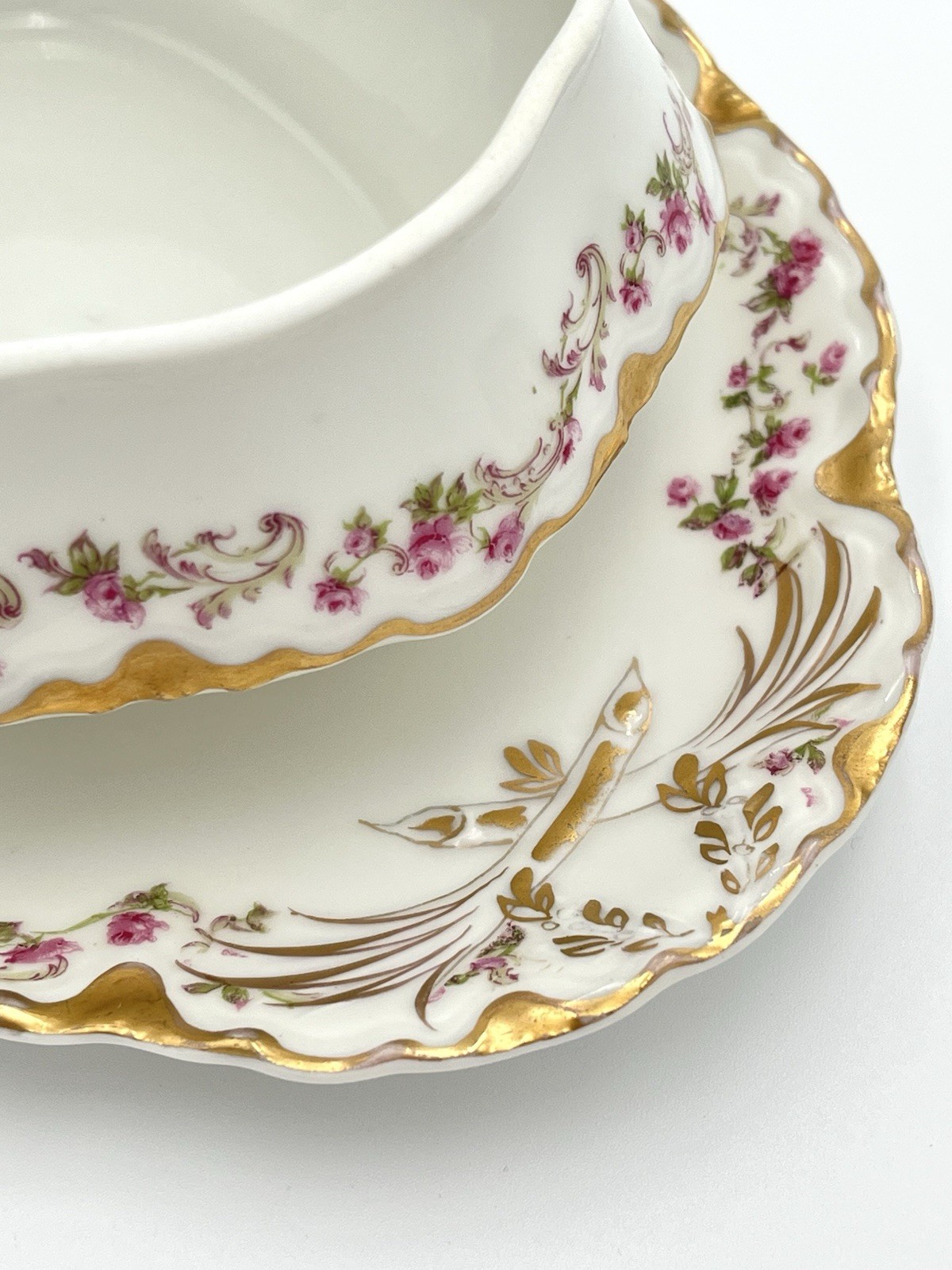 Haviland & Co. Limoges France Schleiger 975 Covered Sauce Tureen French Antique