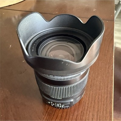 Sigma 17-70mm f/2.8-4 DC Zoom Lens for Sigma Mount 72mm w/ Hood