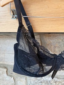 La Perla Sheer Lace Luxury Romantic Lingerie Underwire Bra /32B