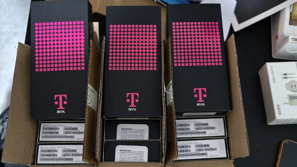 T-mobile RVVL 7 Pro 5G 8+256GB BINB SEALED Unlocked Smartphone - Image 2 of 4