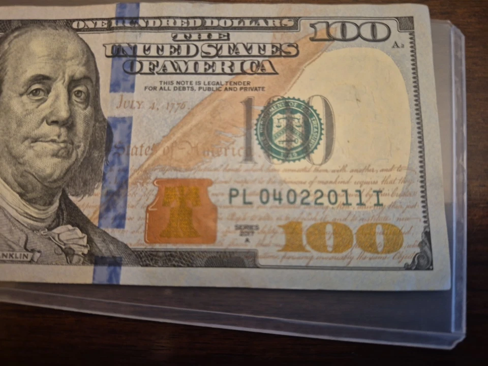US $100 Dollar Birthday Note Serial # PL 04022011 I April 2, 2011, Series 2017A - Image 2 of 4