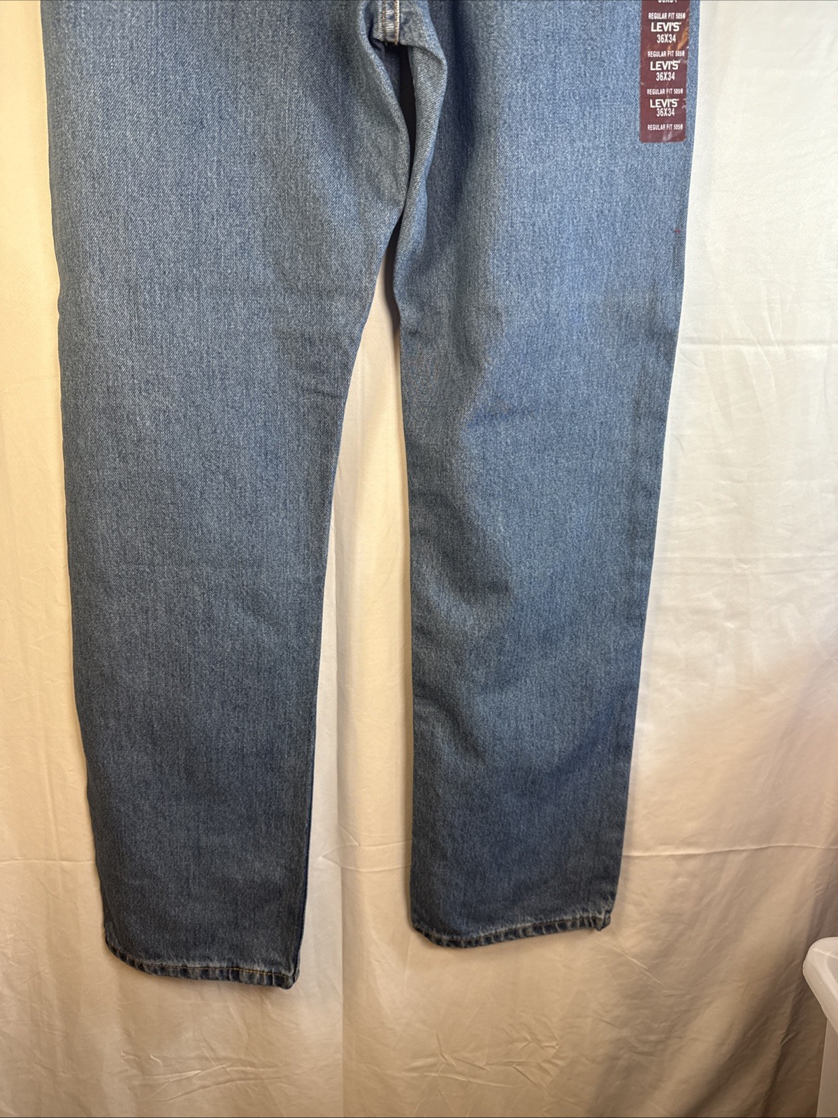 Levi's 505 Men's Regular Fit Jean, 36Wx34L - Medium Stonewash NWT image 7