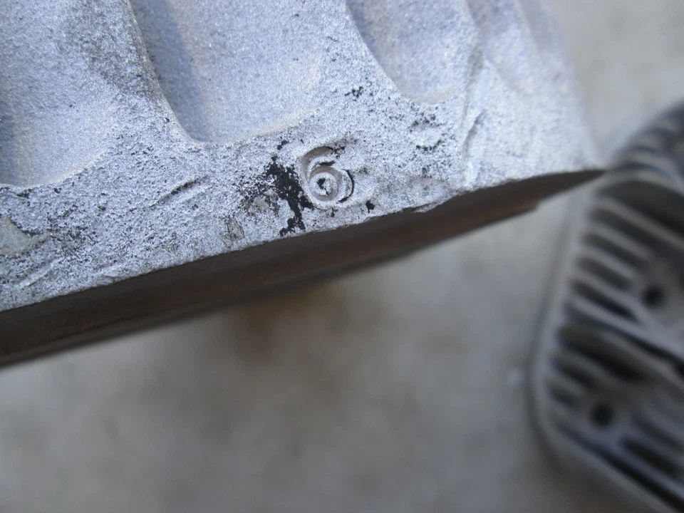 Cabezales de aluminio de alta compresión Harley-Davidson #6 45 cabeza plana WL WLD WLDR OEM Foto 3 de 4