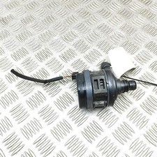Pompe à eau Peugeot 3008