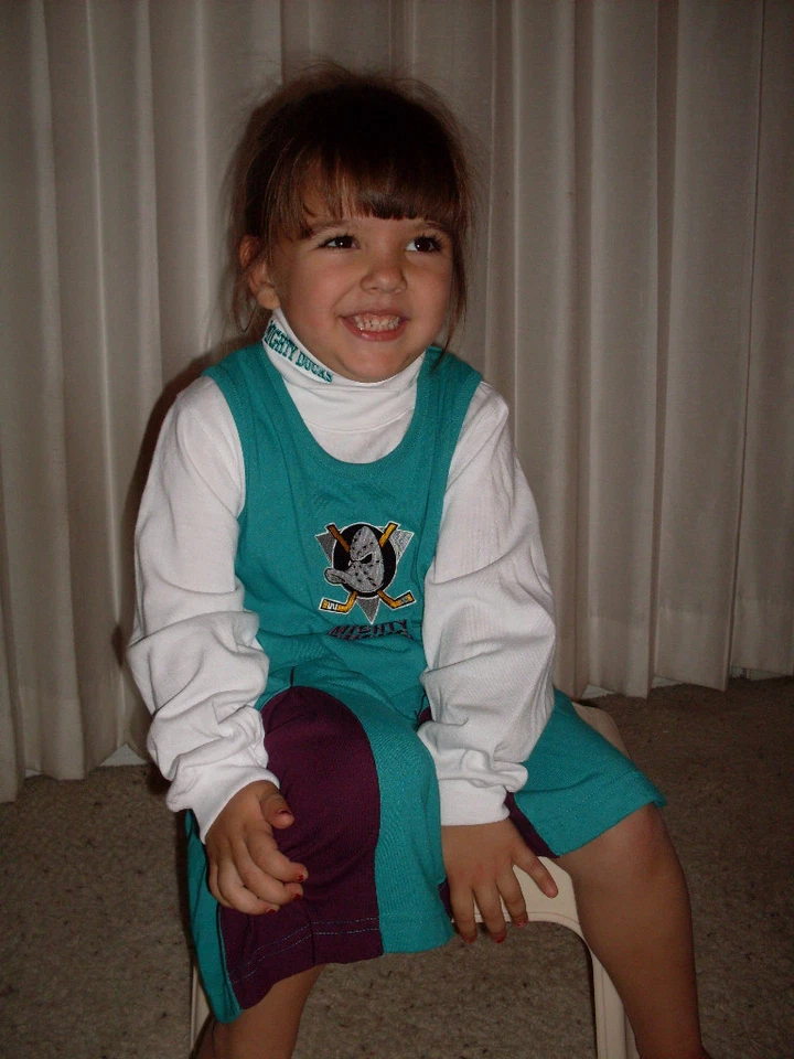 NHL KIDS Anaheim Mighty Ducks Cheerleader Outfit Shirt Skirt 4 5 6 6X Jersey Vintage Girl