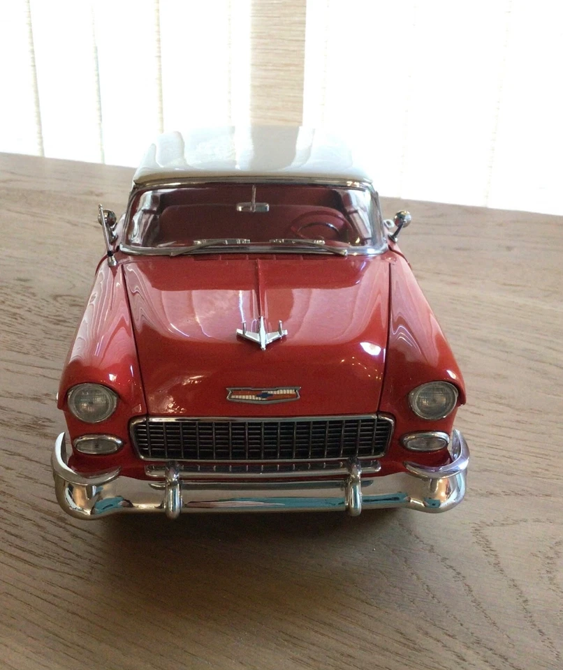 DANBURY MINT 1955 CHEVROLET BEL AIR DIE CAST 1:16 SCALE - Image 3 of 4