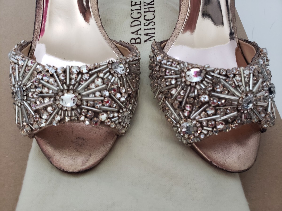 shoe color for rose gold dress All The Best Color Shoes To Wear With A Rose Gold Dress Outfit