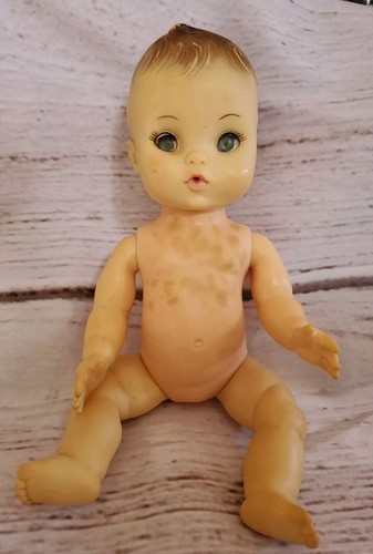 Effanbee Doll 1966 - Open & Close Eyes - Molded Hair