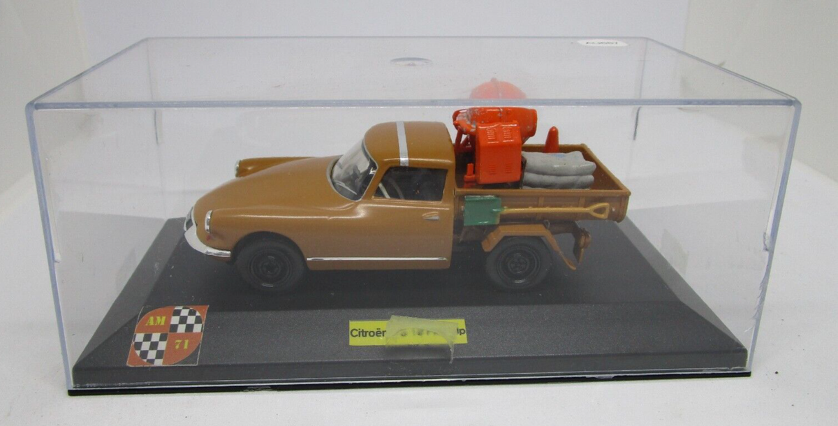 Au674 Am71 Base ??/Artisanal 1/43 1:43 Citroen Ds Beige Rose Toit Noir
