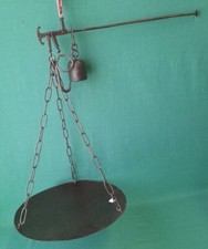ANTICA BILANCIA PESA STADERA IN FERRO BATTUTO ROMANO IN FERRO BATTUTO 1700. AO76