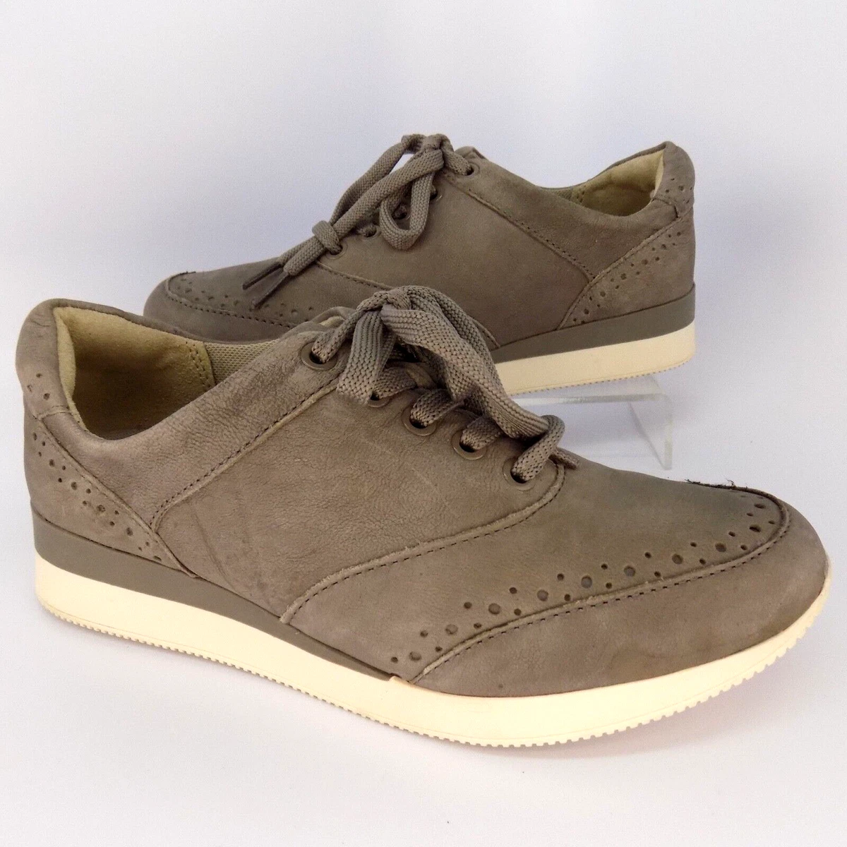Naturalizer sneakers store