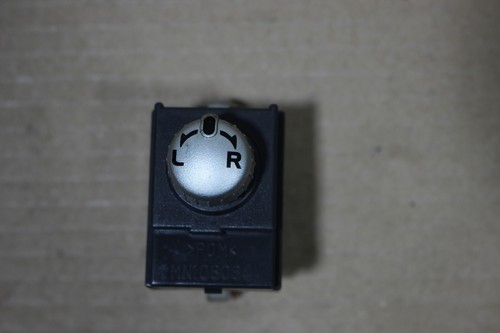 Spiegelverstellung Schalter Spiegel MN108084 Mitsubishi Colt Z30 Bj,05
