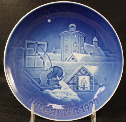 Bing & Grondahl Annual Christmas Plate 9 Collectible Plates EXCELLENT CONDITION - Picture 2 of 12