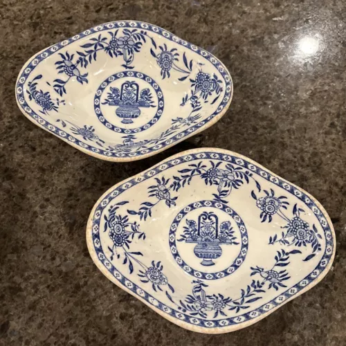 James M Shaw and Co Oval Dishes Blue & White made in England, set of 2