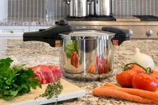 Barton 6QT Pressure Cooker  Easy Lock Lid Stainless Steel w/ Recipe Book