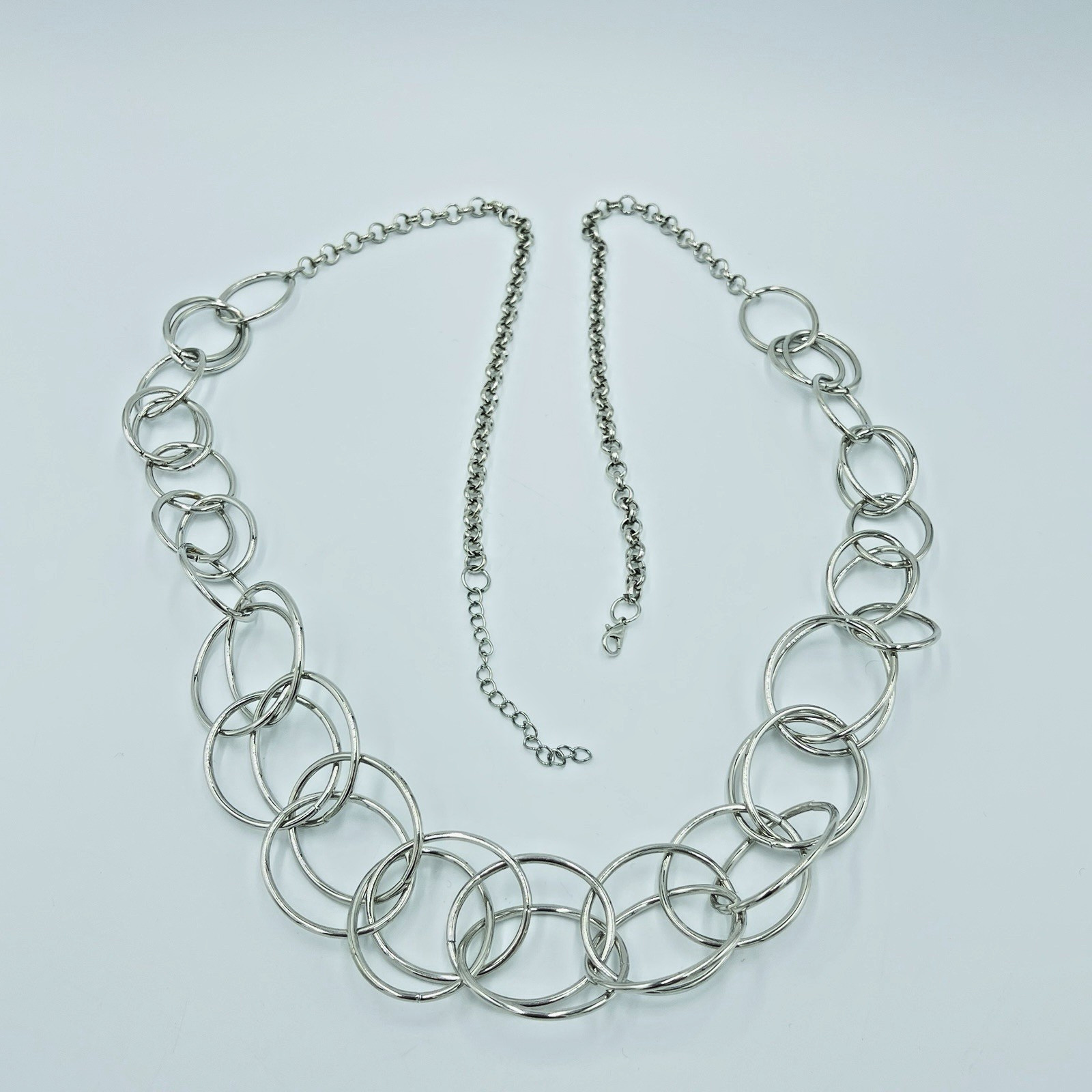 Silver Tone Interlocking Ring Necklace 20" No Mar… - image 10