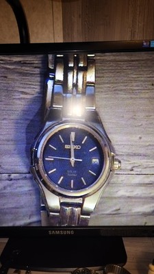 Seiko Two-Tone Women display picture 3