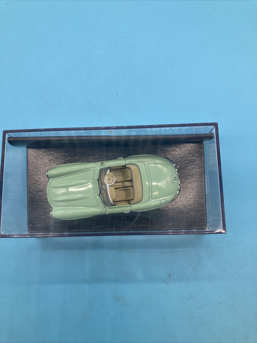 Corgi Toys メルセデス・ベンツ300SLオープンロードスター Mercedes-Benz 300 SL Open Roadster (303S) – Corgi Model Club USA